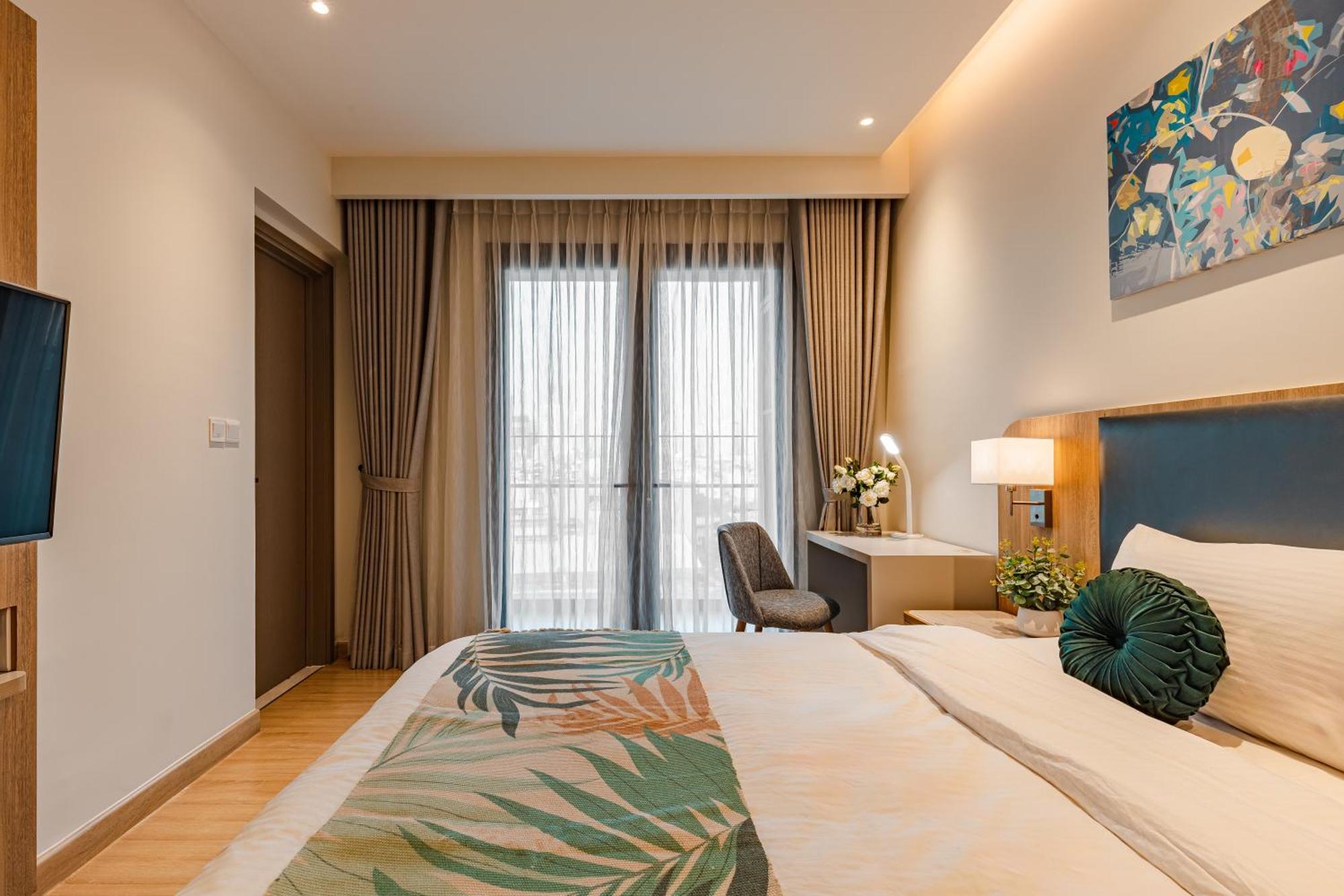 Luxury 2 Or 3Br Apartment In Dist 1 N Pool, Gym, Airport Pickup Хошимін Екстер'єр фото