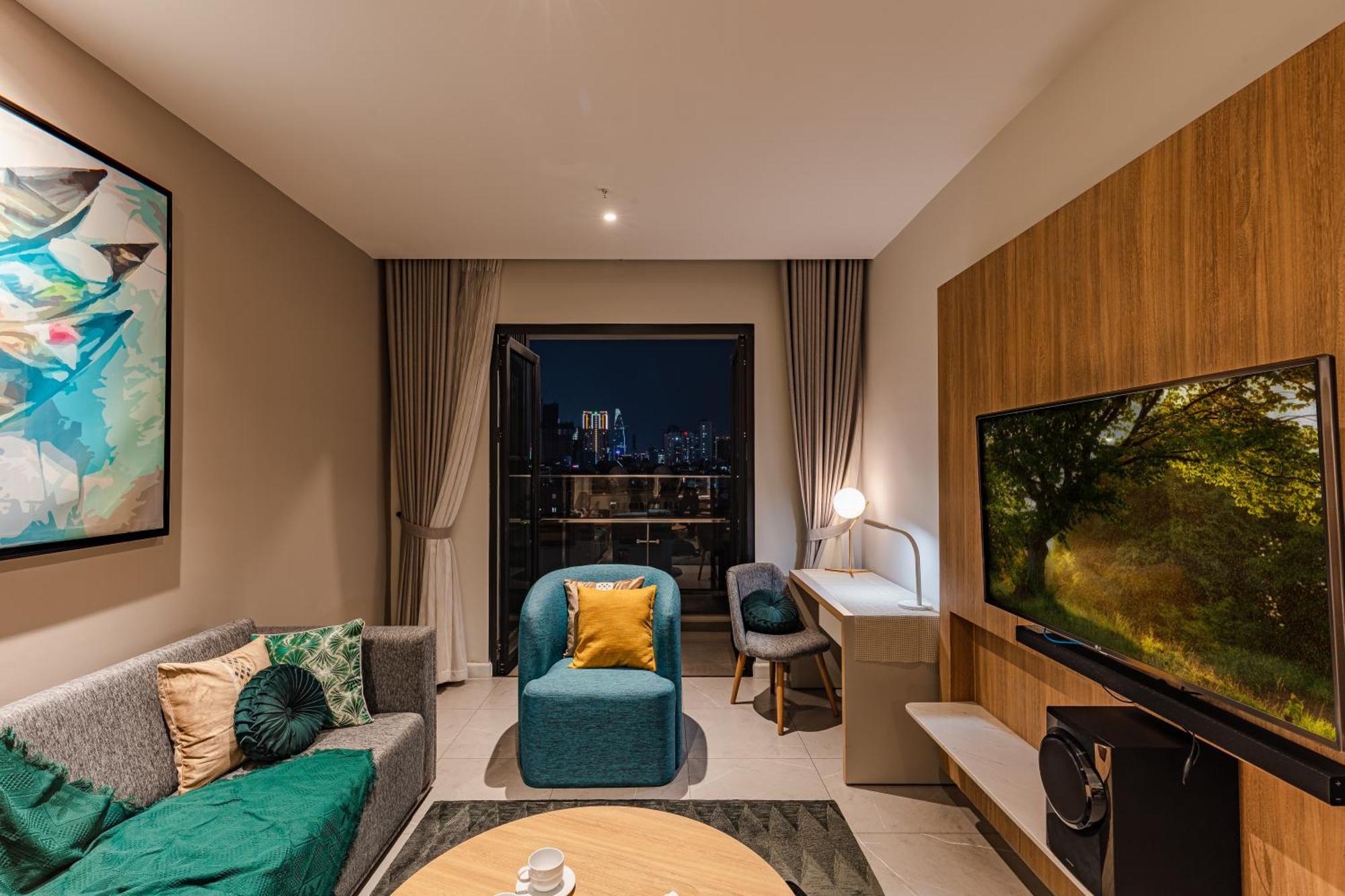 Luxury 2 Or 3Br Apartment In Dist 1 N Pool, Gym, Airport Pickup Хошимін Екстер'єр фото