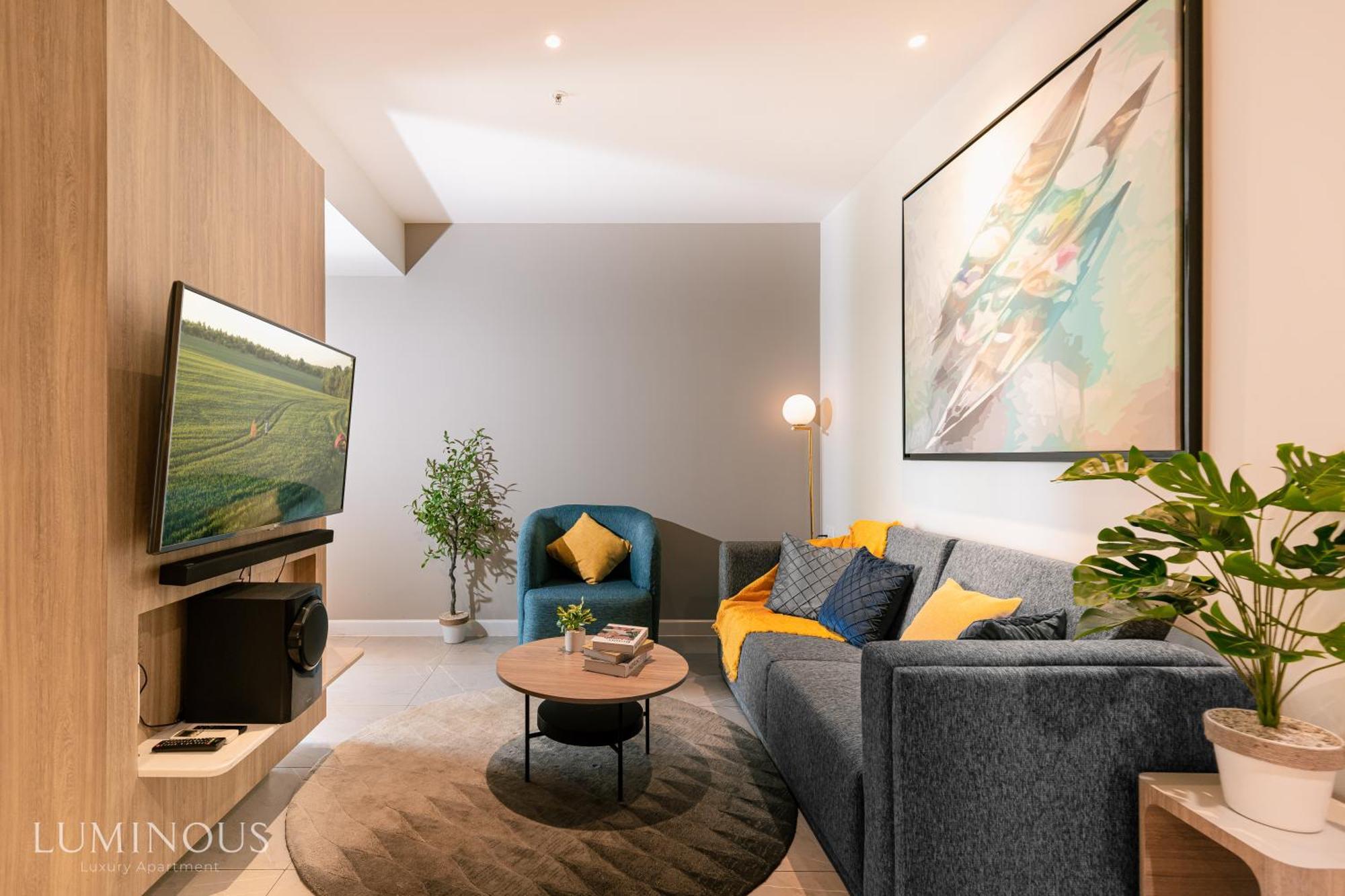 Luxury 2 Or 3Br Apartment In Dist 1 N Pool, Gym, Airport Pickup Хошимін Екстер'єр фото